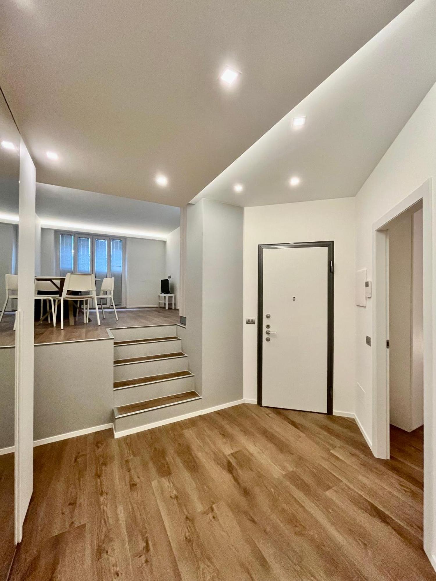 Central Side Apartment มิลาน ภายนอก รูปภาพ