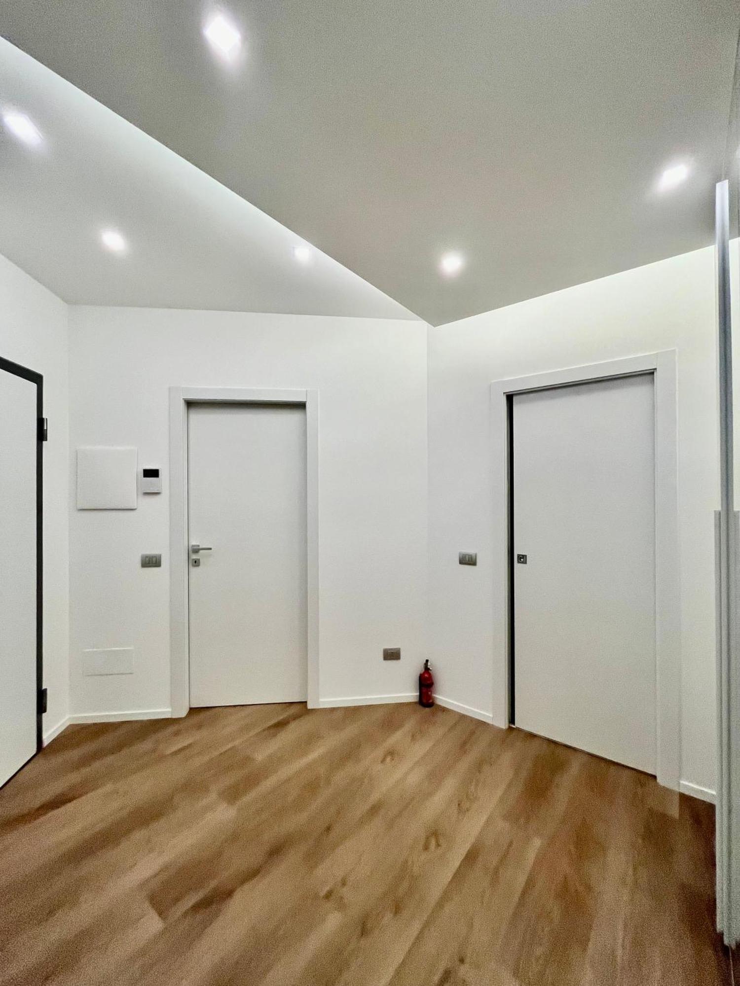 Central Side Apartment มิลาน ภายนอก รูปภาพ