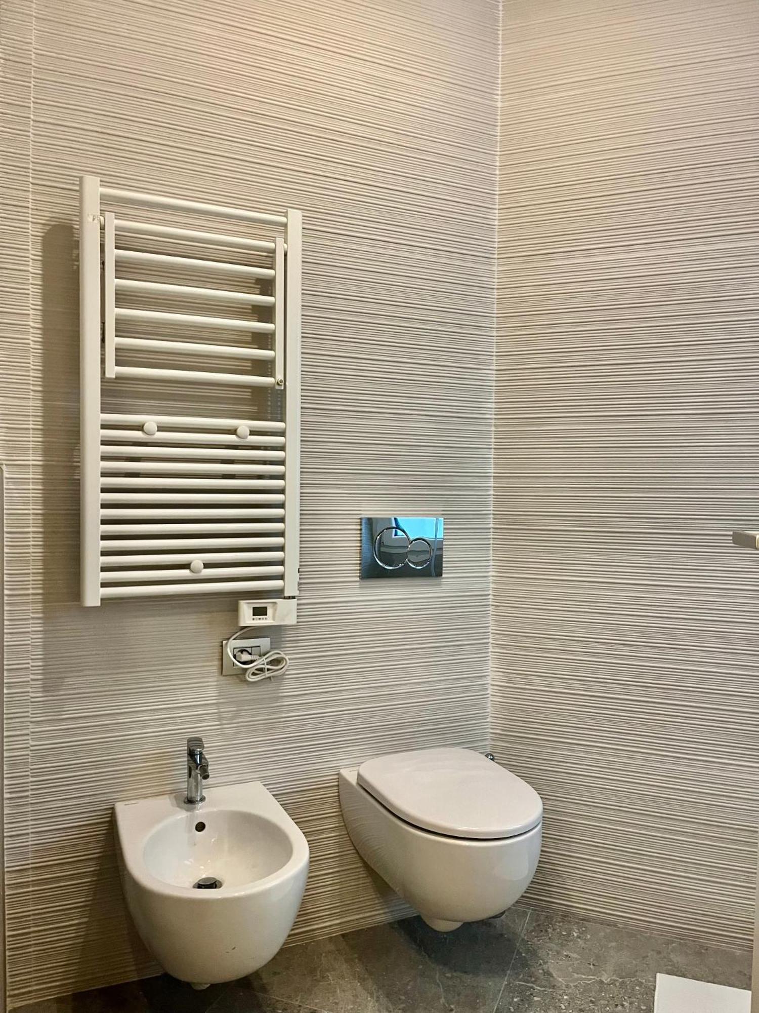 Central Side Apartment มิลาน ภายนอก รูปภาพ